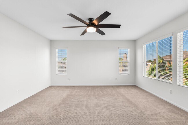 Building Photo - Spacious 4-Bedroom Home for Rent in Chula Vista – Available Now