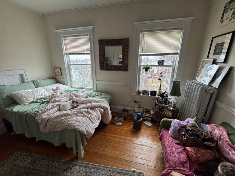 Building Photo - 51 Ibbetson St