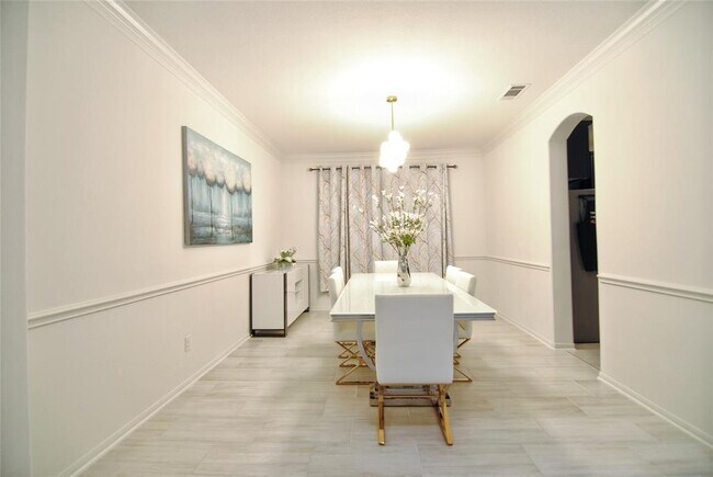 Building Photo - 30107 Alder Run Ln