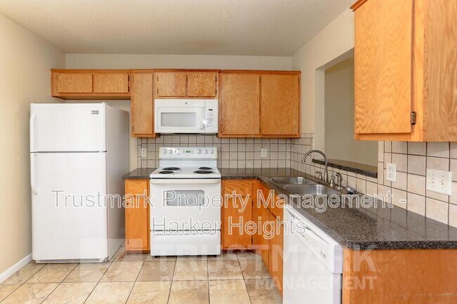 Building Photo - 3805 Wind Ct