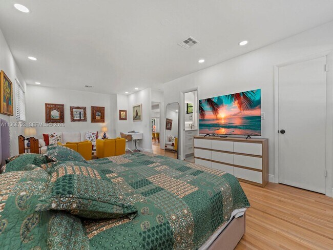 Building Photo - 9320 SW 125th Terrace