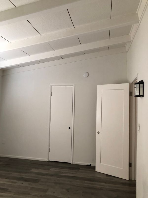 Building Photo - 930 Calhoun Pl
