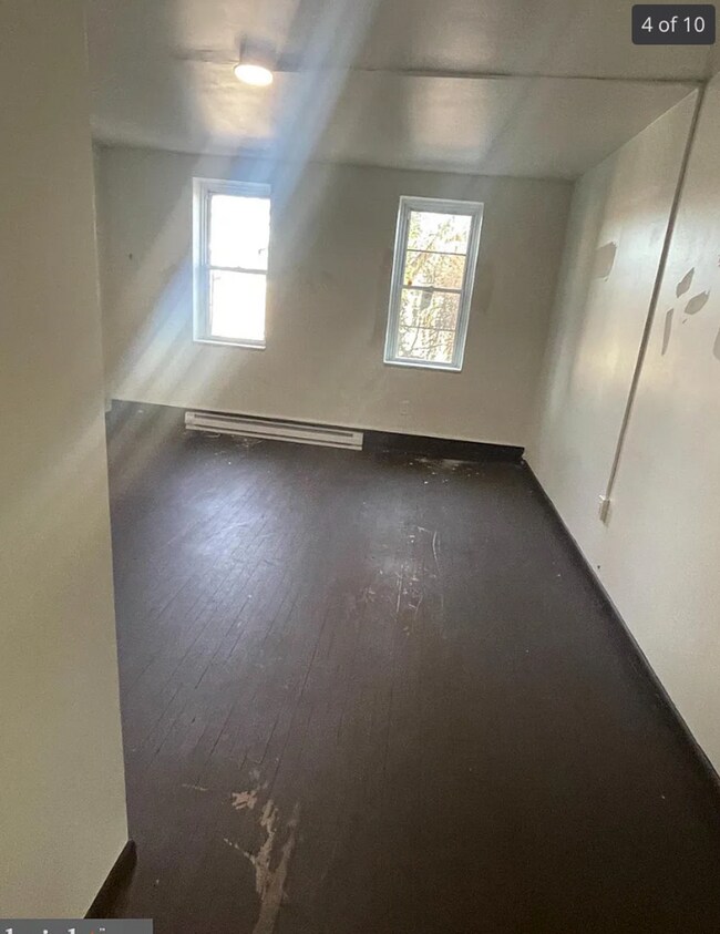 Building Photo - 2723 W 3rd St