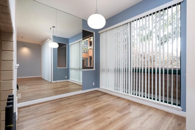 Building Photo - 4250 El Camino Real