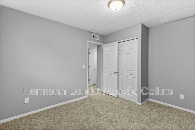 Building Photo - 2265 Grants Pkwy
