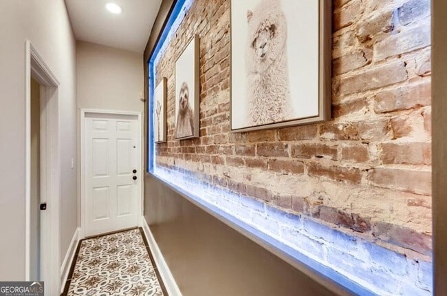 Building Photo - 1116 Piedmont Ave NE