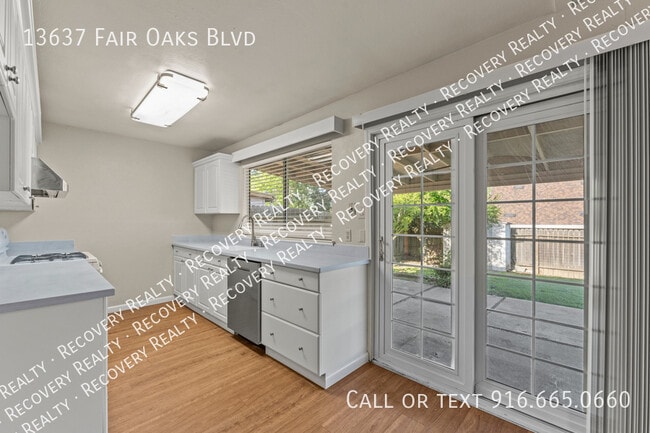 Building Photo - 13637 Fair Oaks Blvd