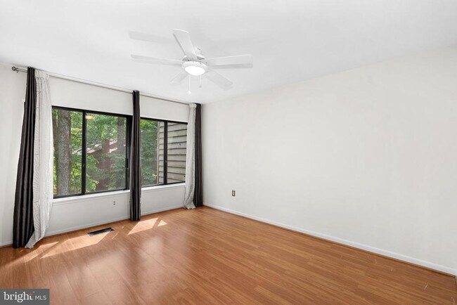 Building Photo - 11545 Hearthstone Ct