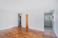 Building Photo - Nazareth Street 4038-40