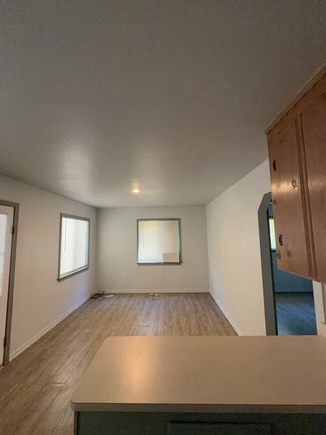 Building Photo - 6599 Hohape Ave