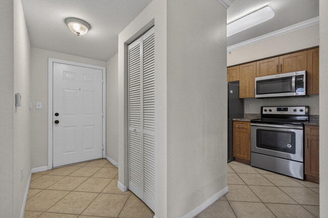 Building Photo - 6510 Emerald Dunes Dr