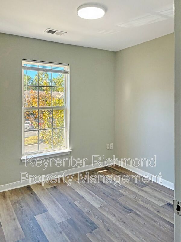 Building Photo - 9207 Stone Meadow Dr