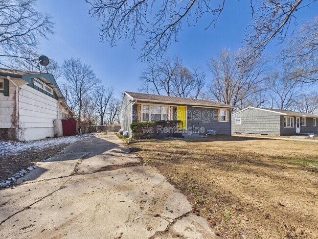 Building Photo - 4730 Richmond Ave