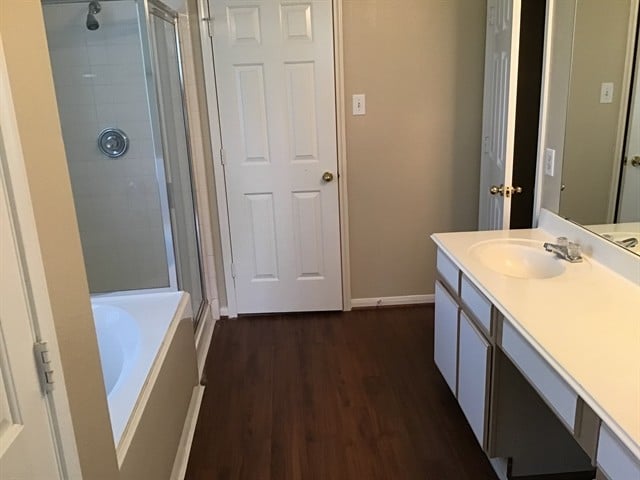 Building Photo - 1805 Manor Cir