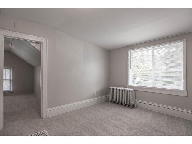 Building Photo - 3822 Fremont Ave N