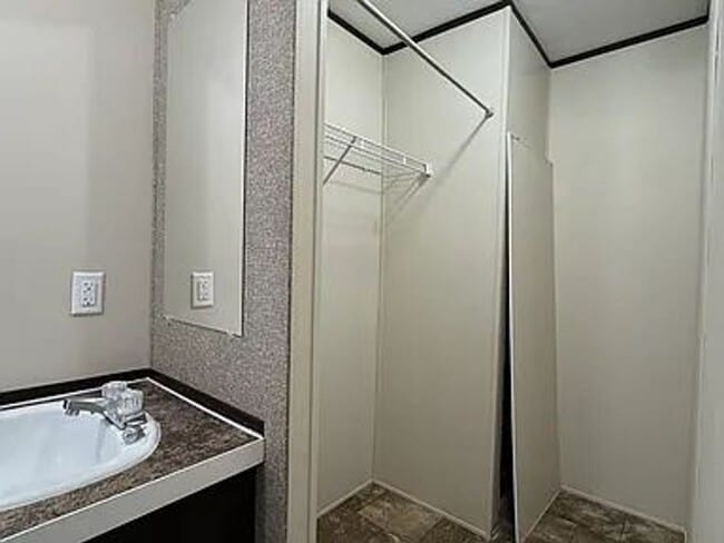 Building Photo - 47 Bluebird Hill Dr