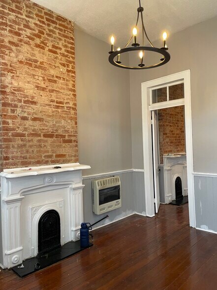 Building Photo - 2439 Second St