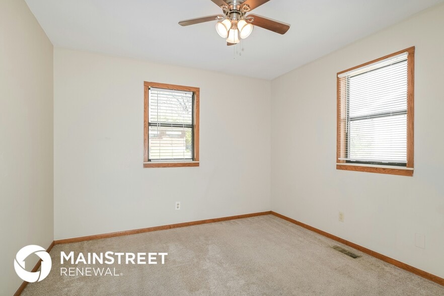 Building Photo - 9150 Wood Ave