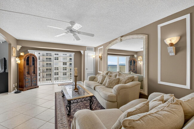 Building Photo - 4505 S Ocean Blvd