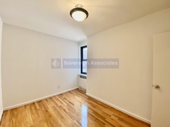 Building Photo - 700 Fort Washington Ave