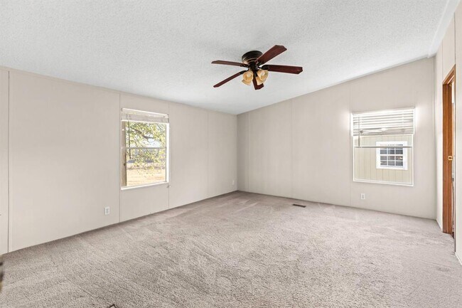 Building Photo - 645 Old Luling Rd