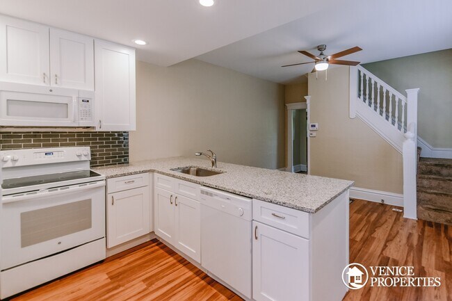 Building Photo - 3 Bedroom on OSU Campus