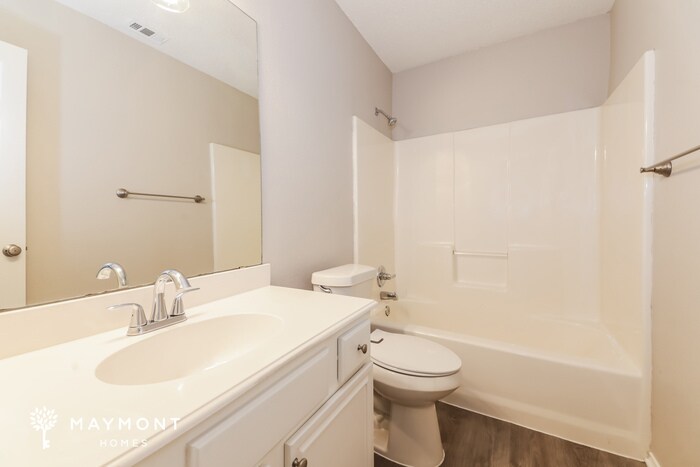 Building Photo - 1724 Green Terrace Dr