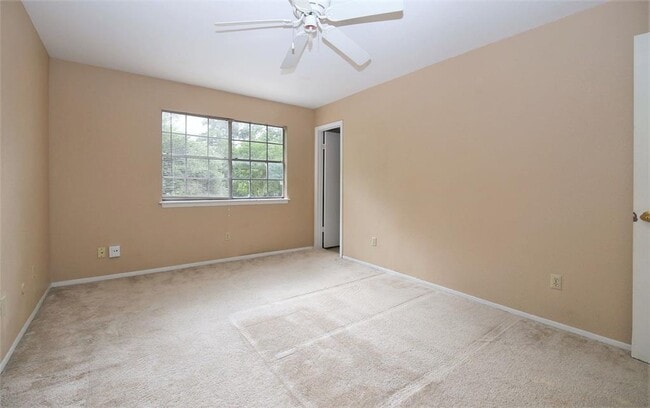 Building Photo - 9204 Campbell Rd