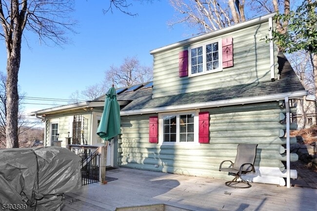 Building Photo - 140 Cupsaw Dr