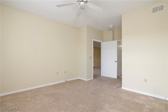 Building Photo - 11510 Villa Grand