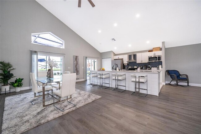 Building Photo - 3007 Stillwater Dr