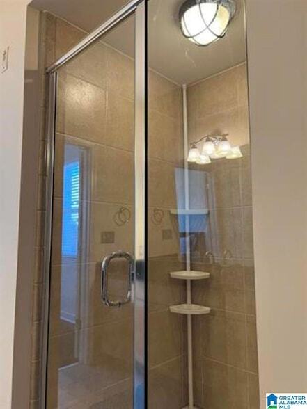 Building Photo - 2020 5th Ave