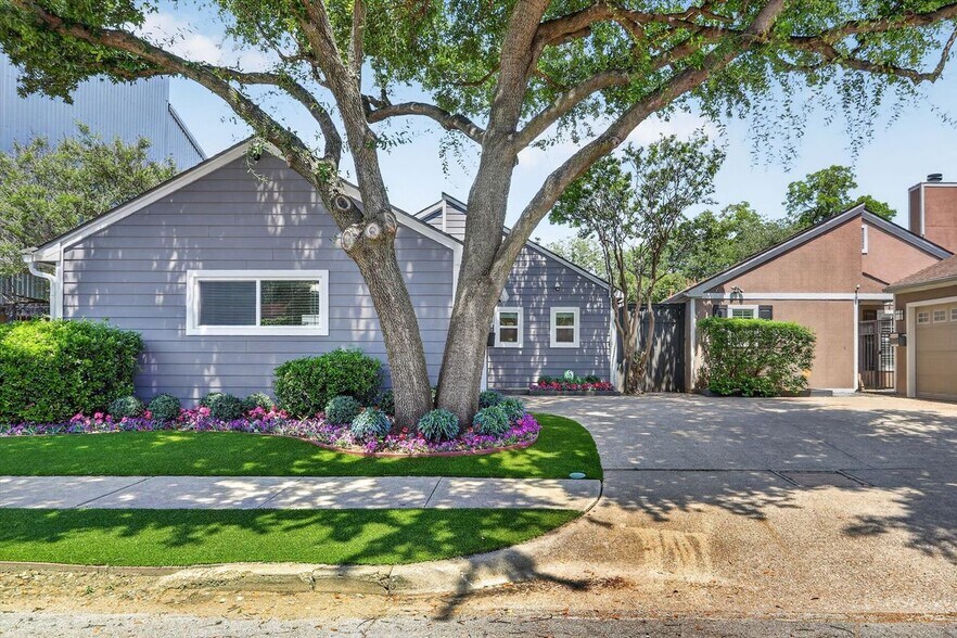 Building Photo - 4315 Cabell Dr