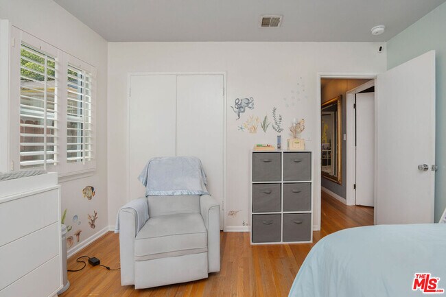 Building Photo - 5146 Topanga Canyon Blvd