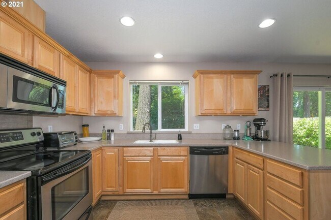 Building Photo - Desirable 3BD Ranch Home in Great Burton L...