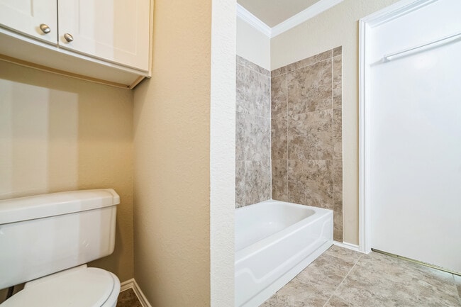 Building Photo - 13711 Letti Ln