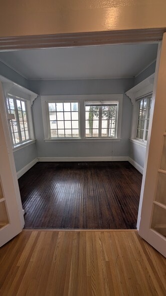 Building Photo - 3440 SW Falcon St