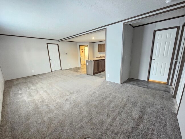 Building Photo - 46000 Geddes Rd