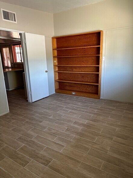 Bedroom 1 - 1315 E Adams St