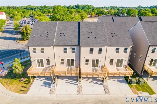 Building Photo - 9452 Belladdie Wy