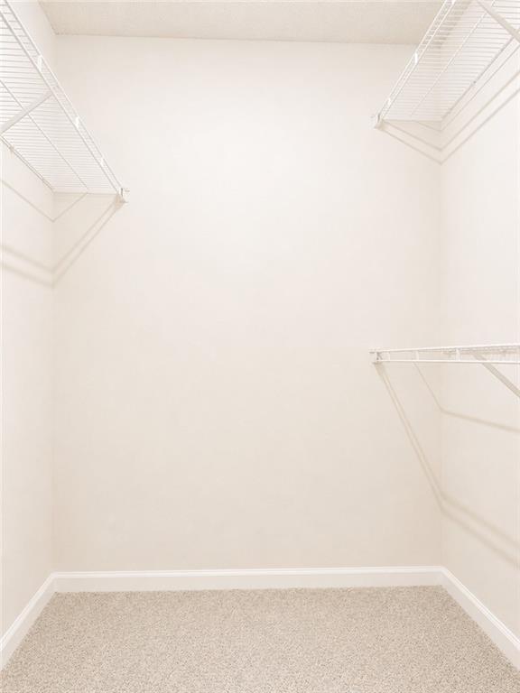 Building Photo - 9155 Nesbit Ferry Rd