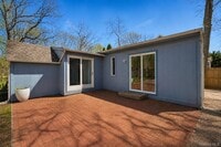 Building Photo - 134 Montauk Hwy