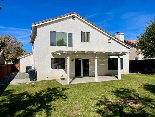 Building Photo - 31495 Corte Rimola