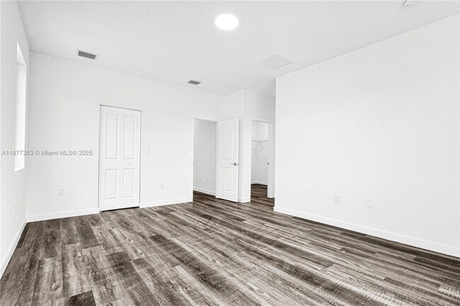 Building Photo - 22511 SW 125th Ave