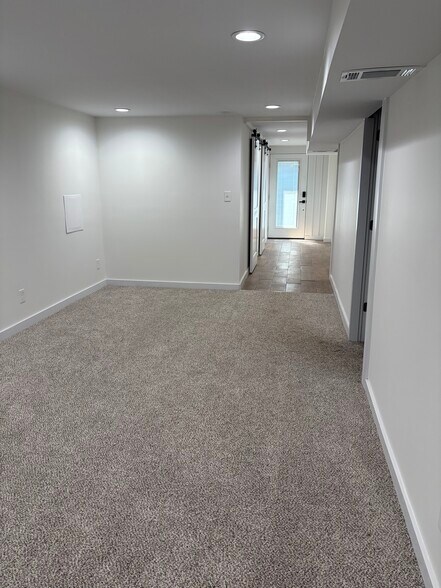 Building Photo - 1245 Elm St