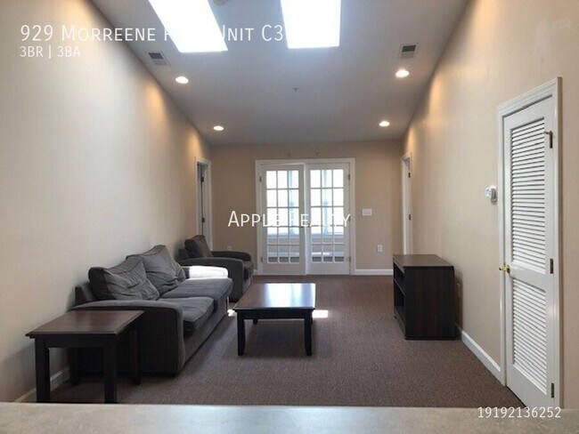 Building Photo - 929 Morreene Rd