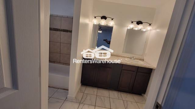 Building Photo - 2125 Bixler Cir