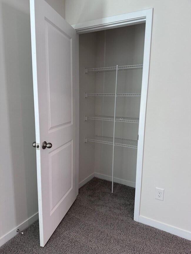 Building Photo - Brand-New  5-Bedroom Home in the Hamptons at Hickory with Modern Upgrades and Move-In Ready Comfort