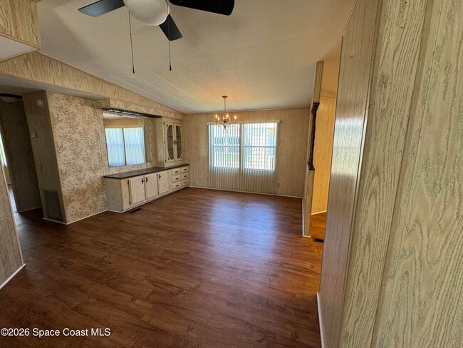 Building Photo - 1894 Coco Plum St NE