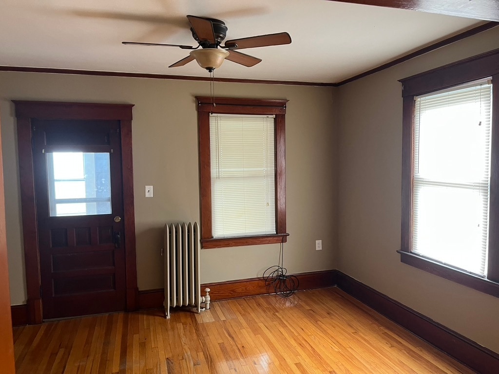 Living Room W/ Ceiling Fan Light - 105 Parker St